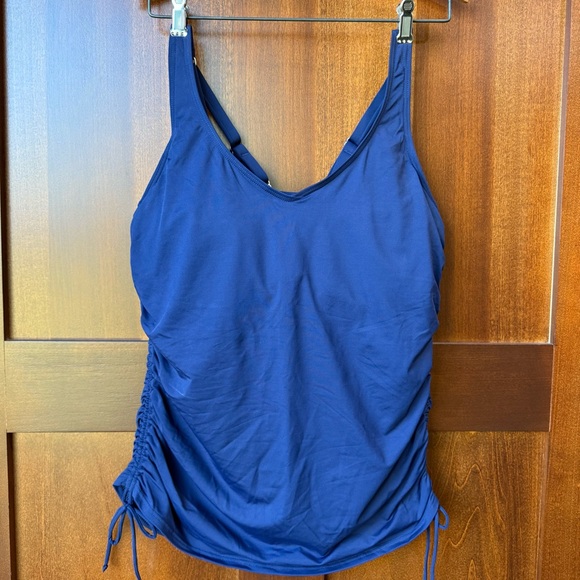 Women’s Lands’ End Navy Tankini Top Size 10 DD - Picture 1 of 9